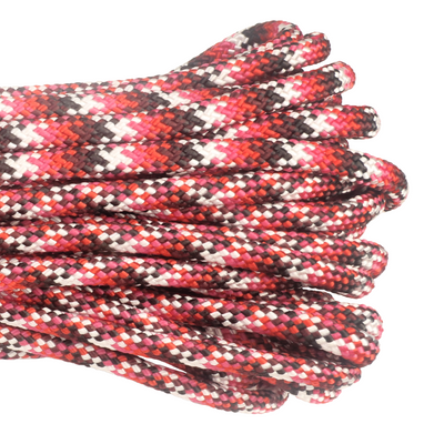 1 4 Utility Red Snake Closeup